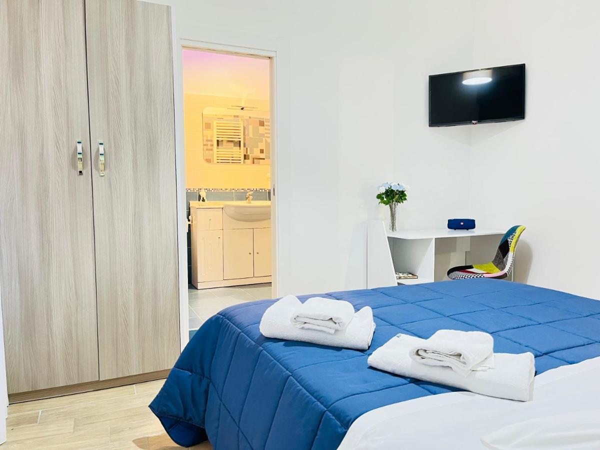 Bed Boutique Napoli Colors Hotel Exterior photo