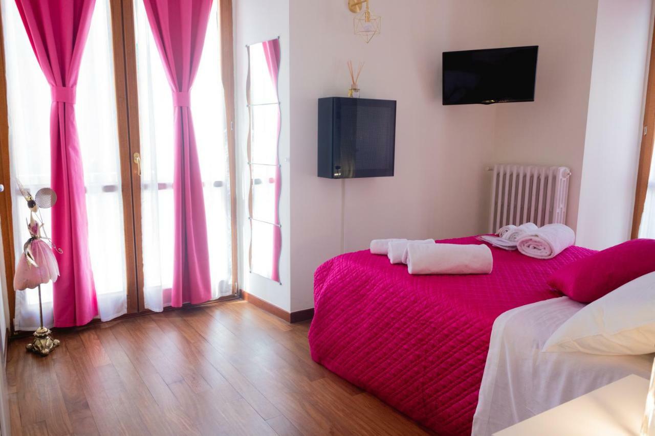 Bed Boutique Napoli Colors Hotel Exterior photo