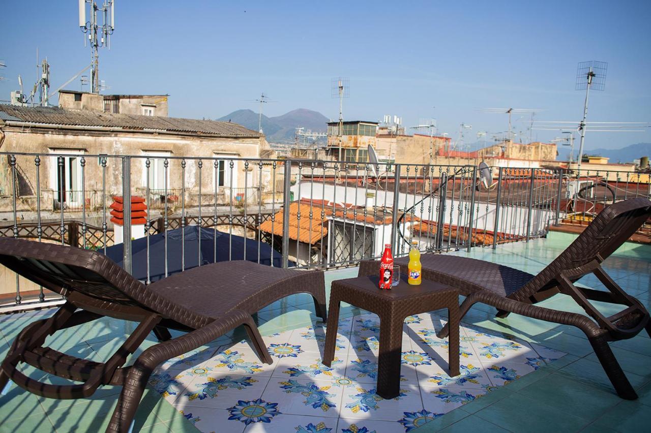 Bed Boutique Napoli Colors Hotel Exterior photo